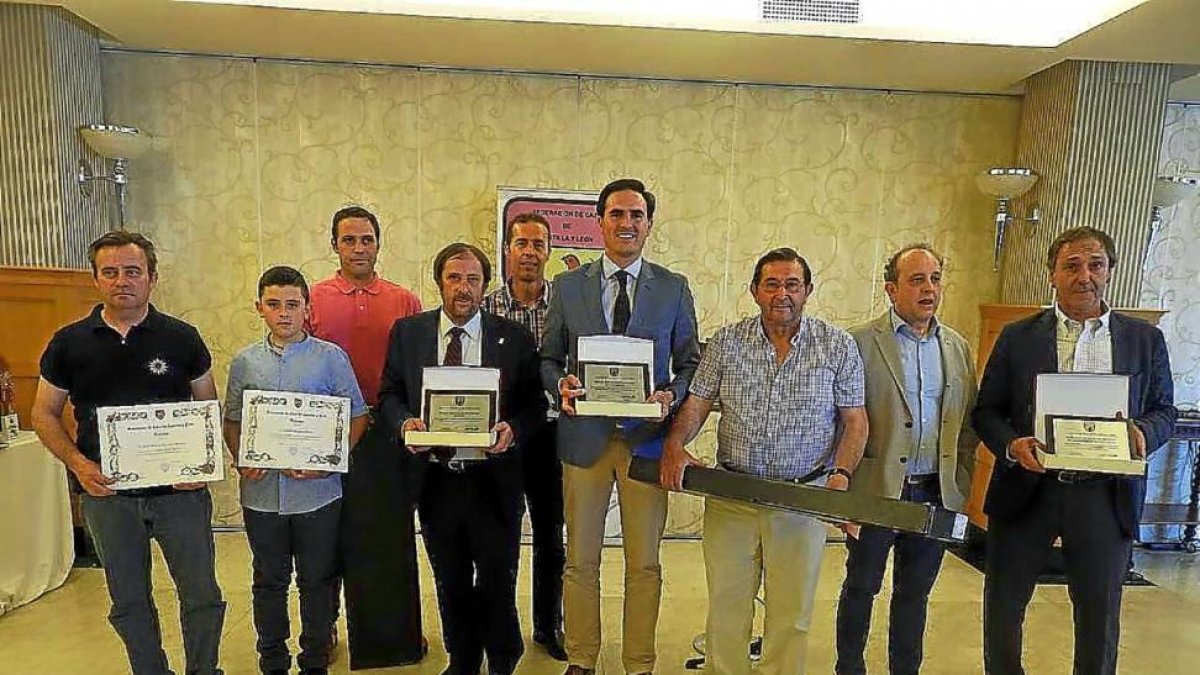 Galardonados en la fiesta de la caza de Castilla y León.-L. FUENTE