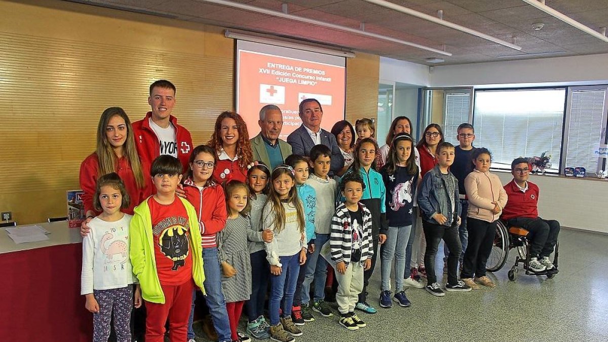 Premiados con los galardones ‘Juega Limpio’.-E.M.
