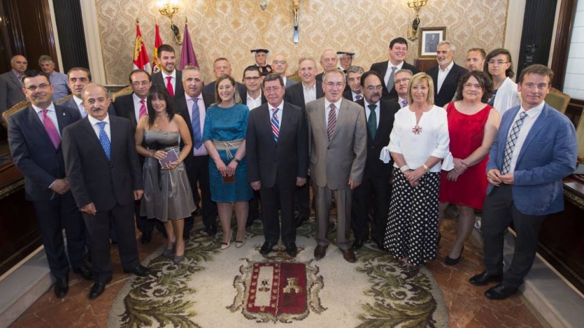 Pleno de constitución de la nueva Corporación Provincial de la Diputación de Burgos.-ICAL