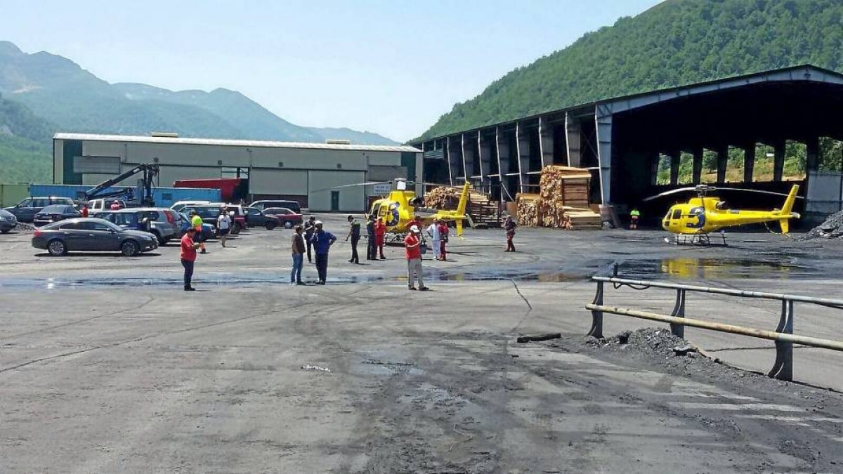 Entrada de la bocamina en la explotación de Cerredo-LA NUEVA ESPAÑA