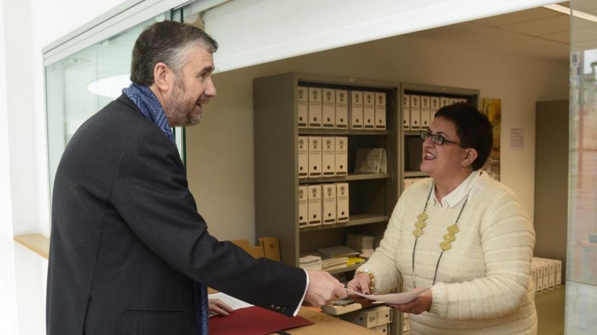 El catedrático Manuel Pérez Mateos presenta su candidatura a rector de la Universidad de Burgos (UBU)-ICAL