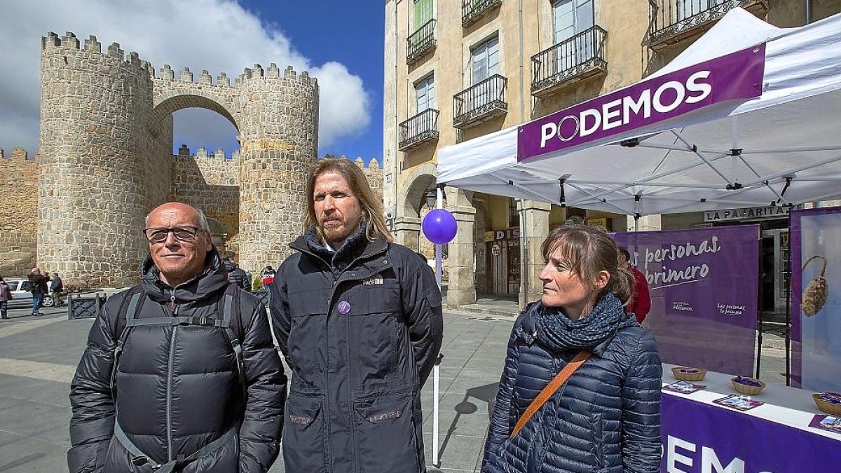 Pablo Fernández, presenta la ruta ‘Va a llegar la primavera a Castilla y León’.-ICAL