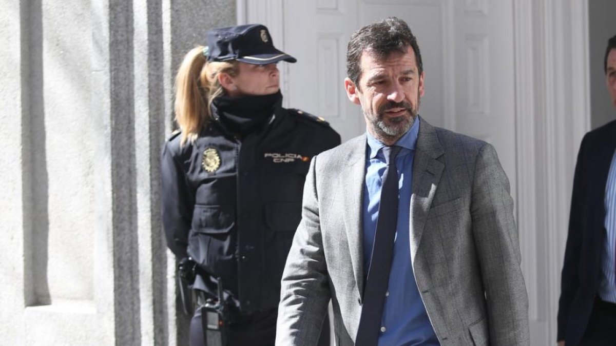 El jefe de los Mosso, Ferran López, saliendo del Tribunal Supremo, el 26 de febrero.-DAVID CASTRO