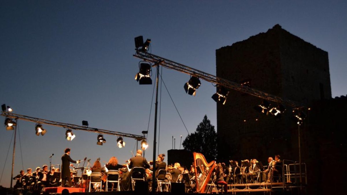 Segundo Concierto de las Velas en la localidad segoviana de Pedraza.-ICAL