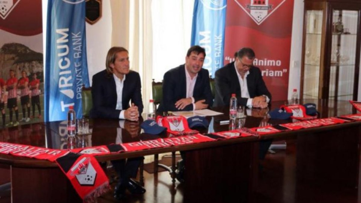 Míchel Salgado en la presentación del nuevo proyecto del Gibraltar United.-TWITTER / PAUL COLLADO