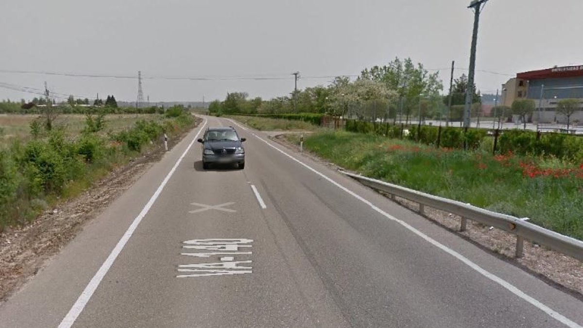 Carretera de Renedo a la altura de Fuente la Mora.-GGL SW