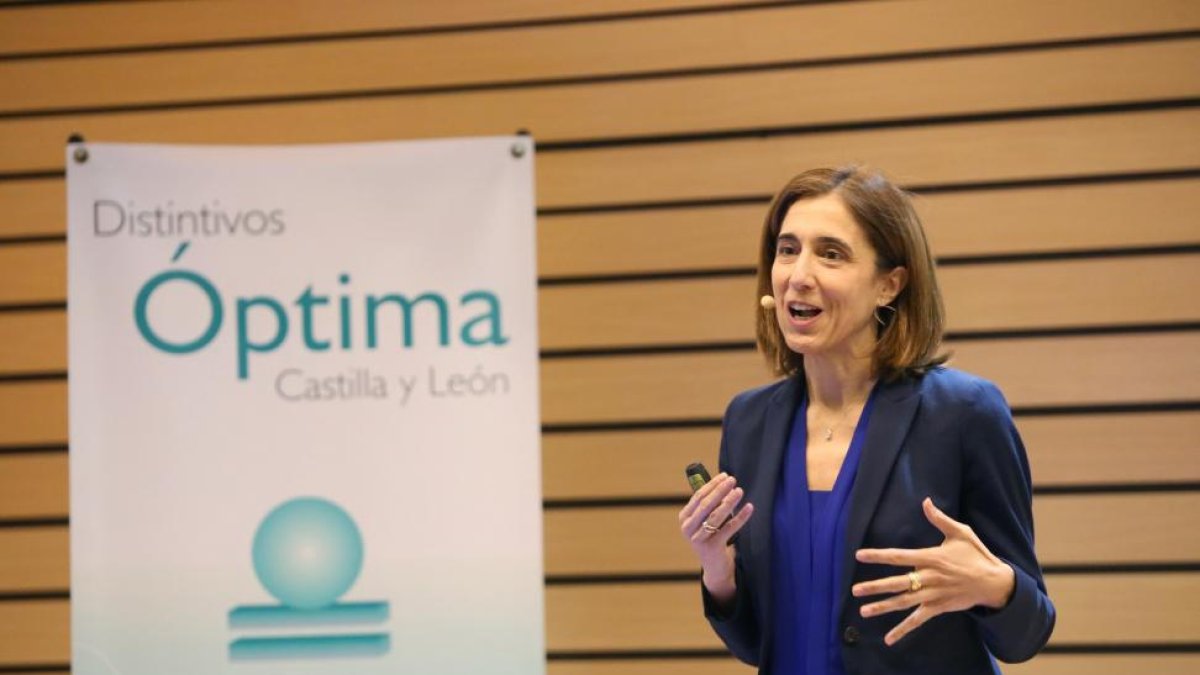 La presidenta de Microsoft España, Pilar López, clausura la Jornada 'Igualdad de oportunidades en la empresa'.-ICAL