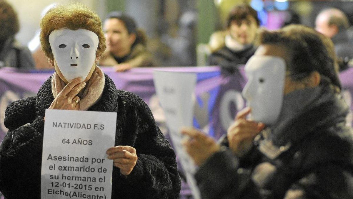 -EL MUNDO