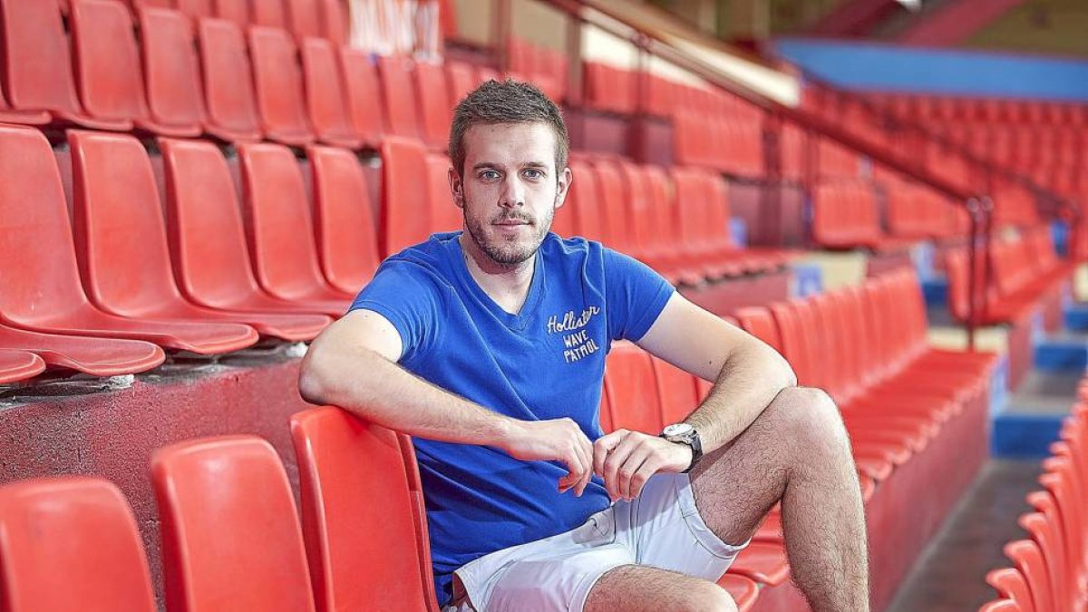 Nacho González entrenador del BM Atlético Valladolid-J.C. Castillo