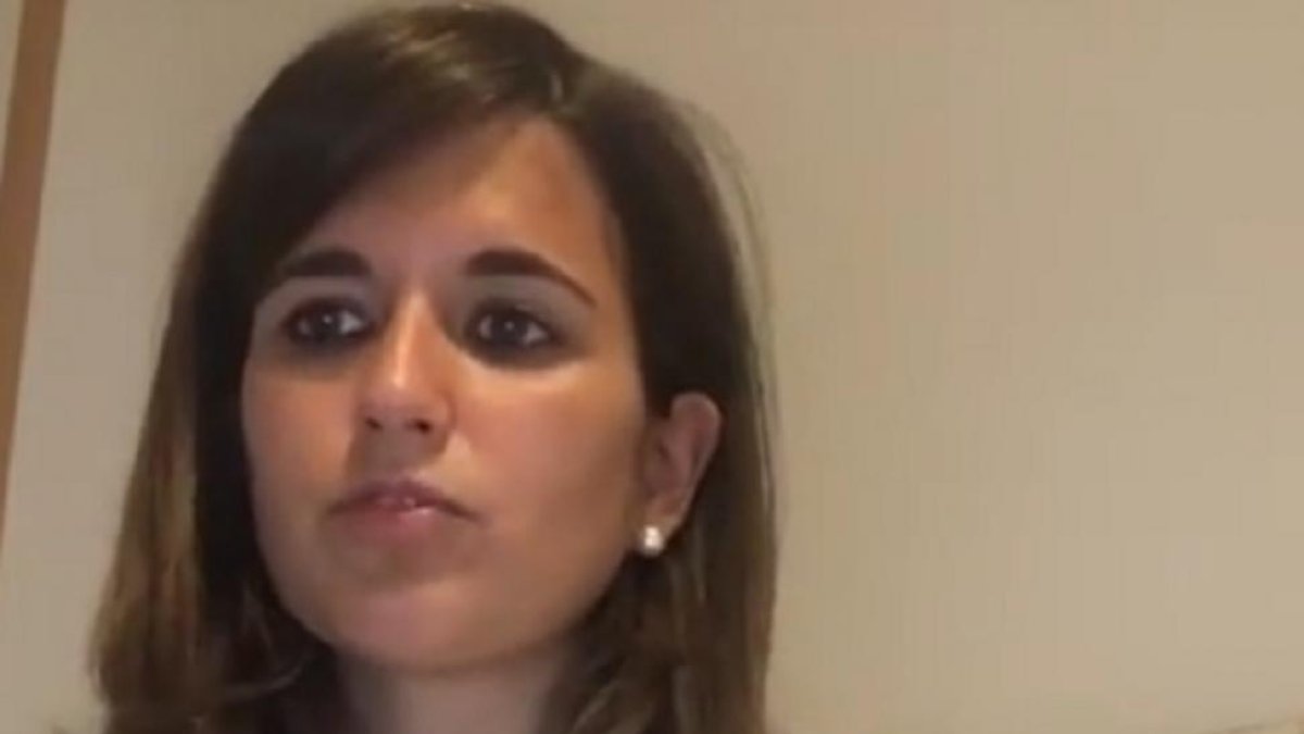 Momento del vídeo de la abogada Silvia Andrés.-YOUTUBE