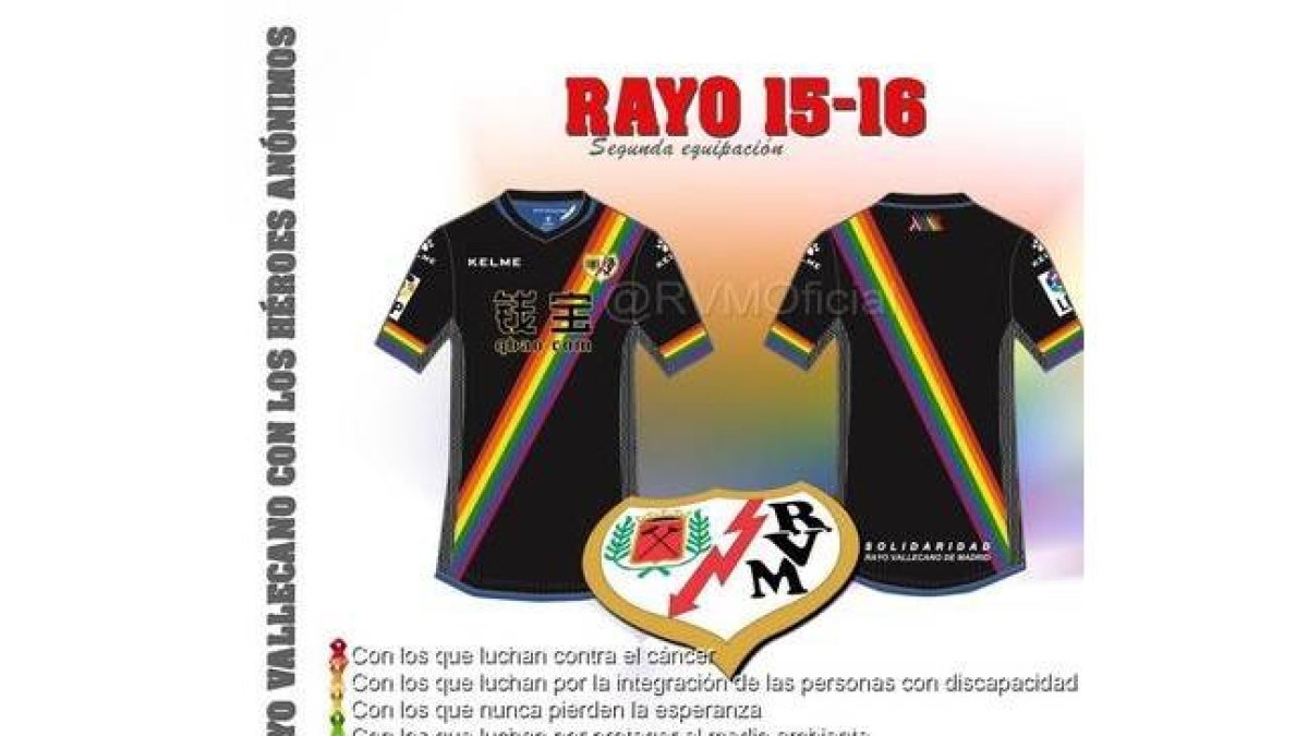 Las tres equipaciones del Rayo Vallecano para la temporada 2015-2016.-Foto:@RVMOFICIAL