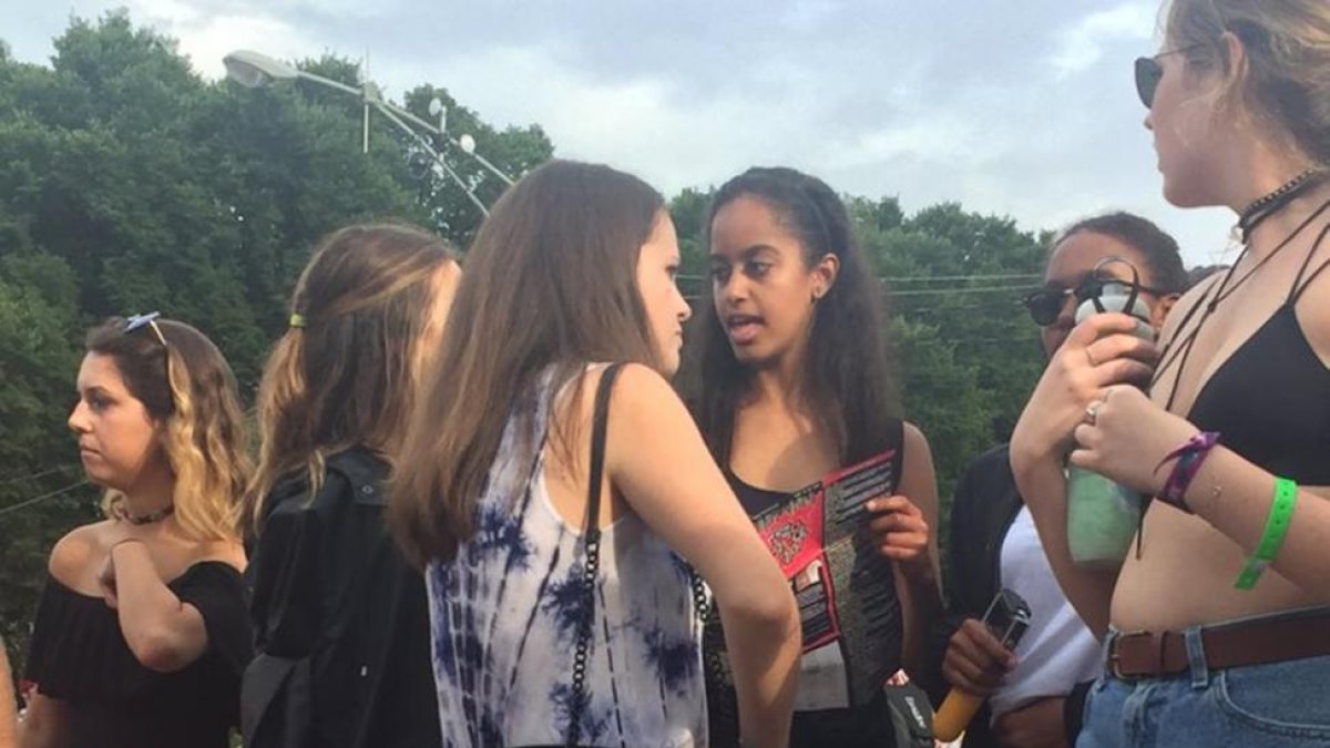 Malia Obama, en el festival de Lollapalooza.-TWITTER