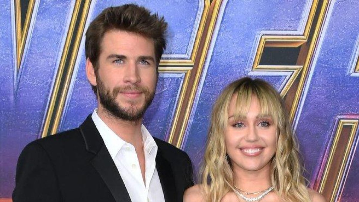Liam Hemsworth y Miley Cyrus.-