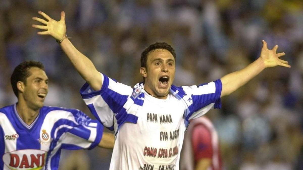 Campeón de la Copa de 2000 con gol incluido.-E.M.