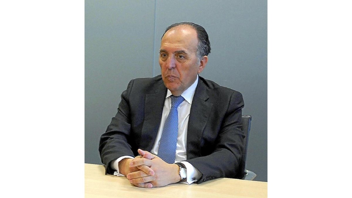 El administrador de Imedexsa, Gregorio Peña, ayer.-E. M.