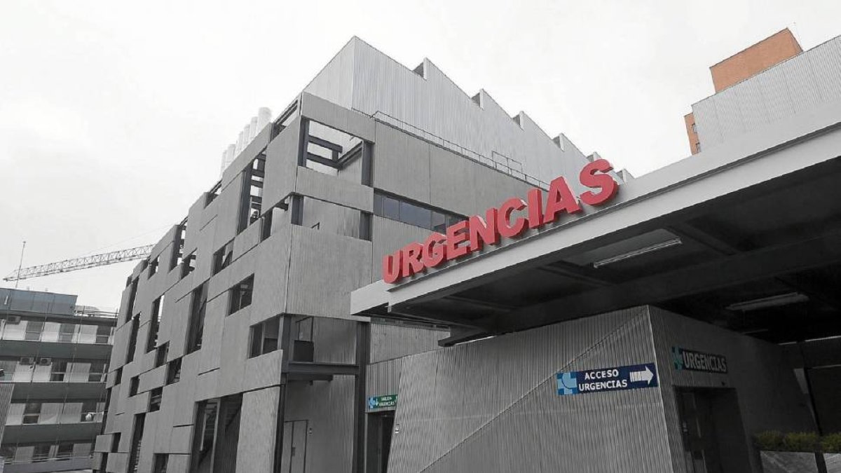 Área de urgencias, en el nuevo bloque del hospital Clínico.-Pablo Requejo