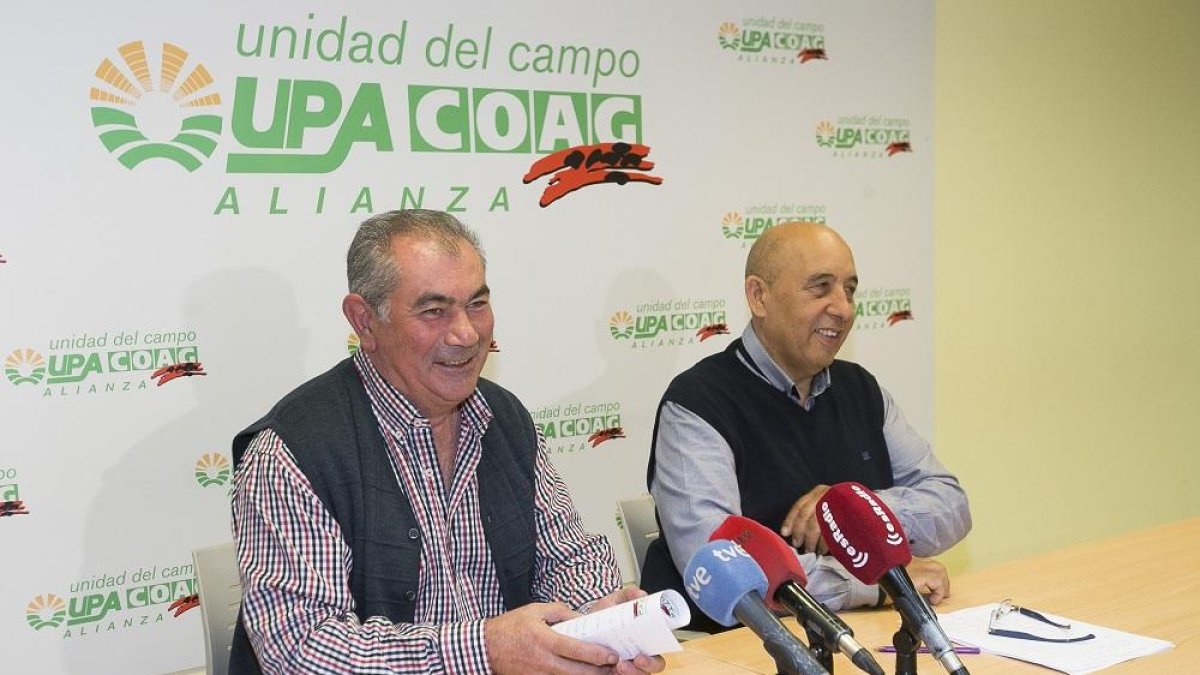 La Alianza UPA-COAG informa sobre la concentración en protesta la próxima semana por la falta compromiso de la industria ante situación del sector productor de ovino de leche.-ICAL