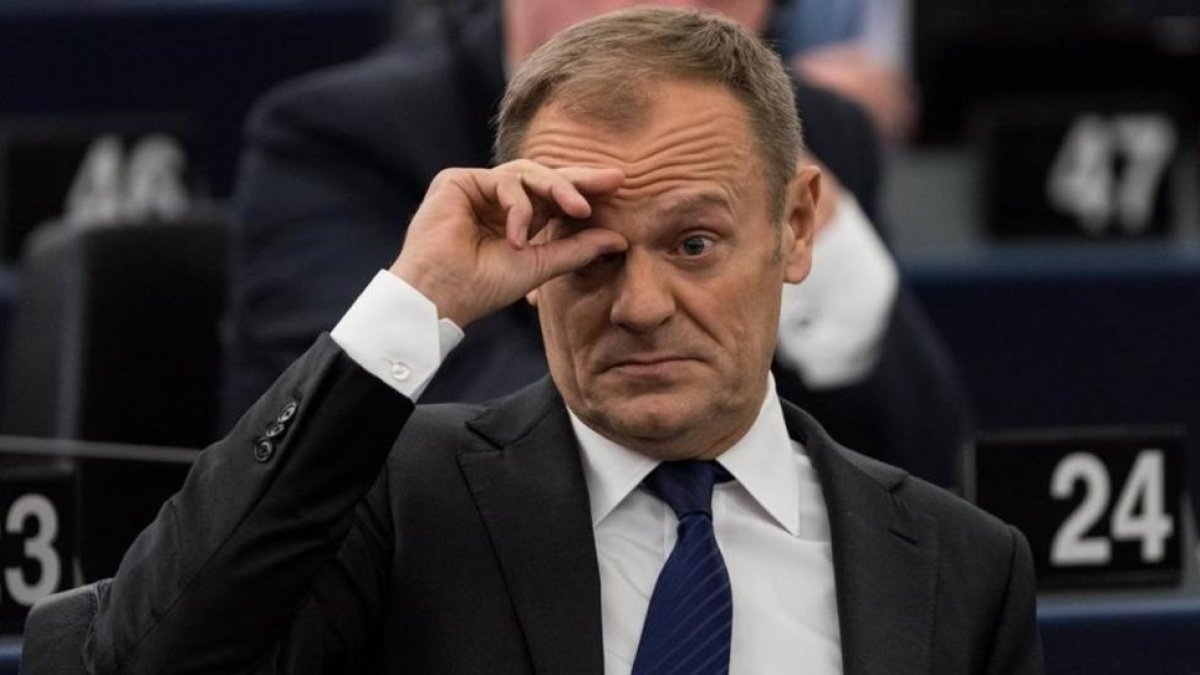 El presidente del Cosejo Europeo, Donald Tusk, pronuncia su discurso sobre el brexit en el Parlamento Europeo, en Estrasburgo.-/ EFE / PATRICK SEEGER