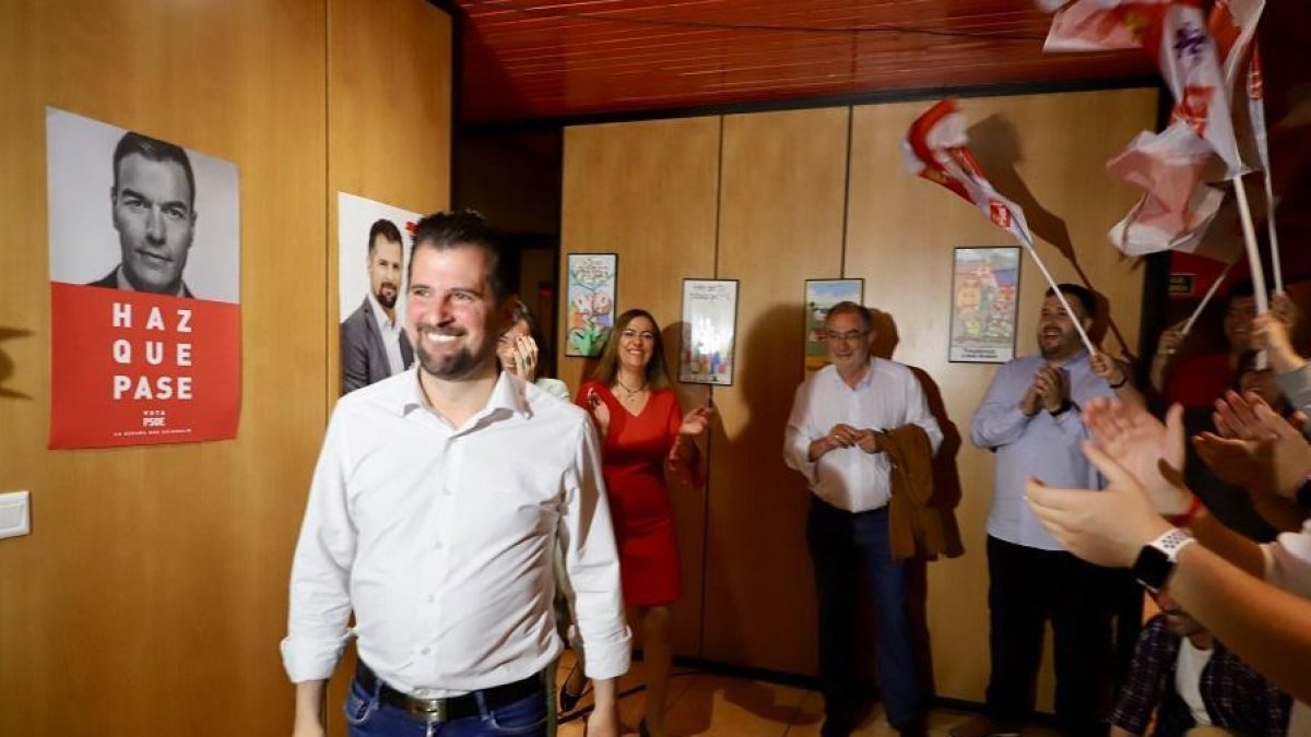 El candidato a la Presidencia de la Junta, Luis Tudanca, tras conocer los resultados de las elecciones autonómicas-ICAL