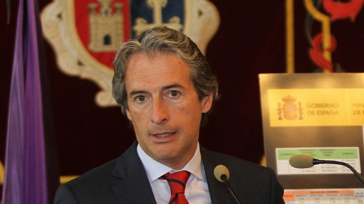 El ministro de Fomento, Íñigo de la Serna-ICAL