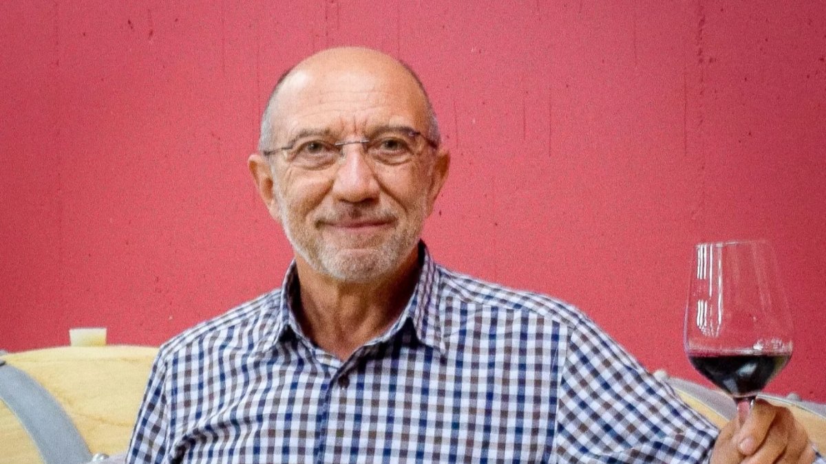 El bodeguero Javier Zaccagnini. SEI SOLO