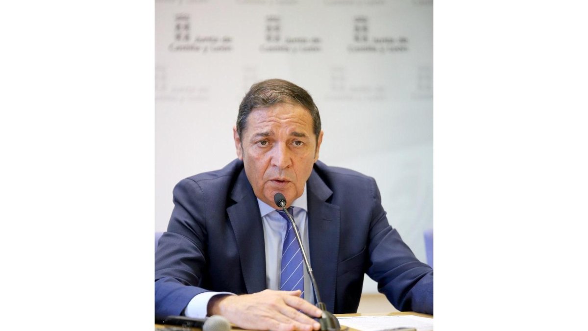 El consejero de Sanidad, Antonio María Sáez Aguado.-ICAL