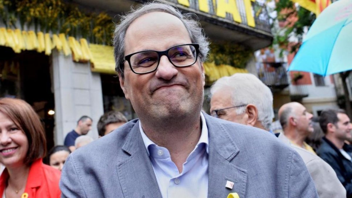 Quim Torra, durante una visita a Girona-ROBIN TOWNSEND / EFE