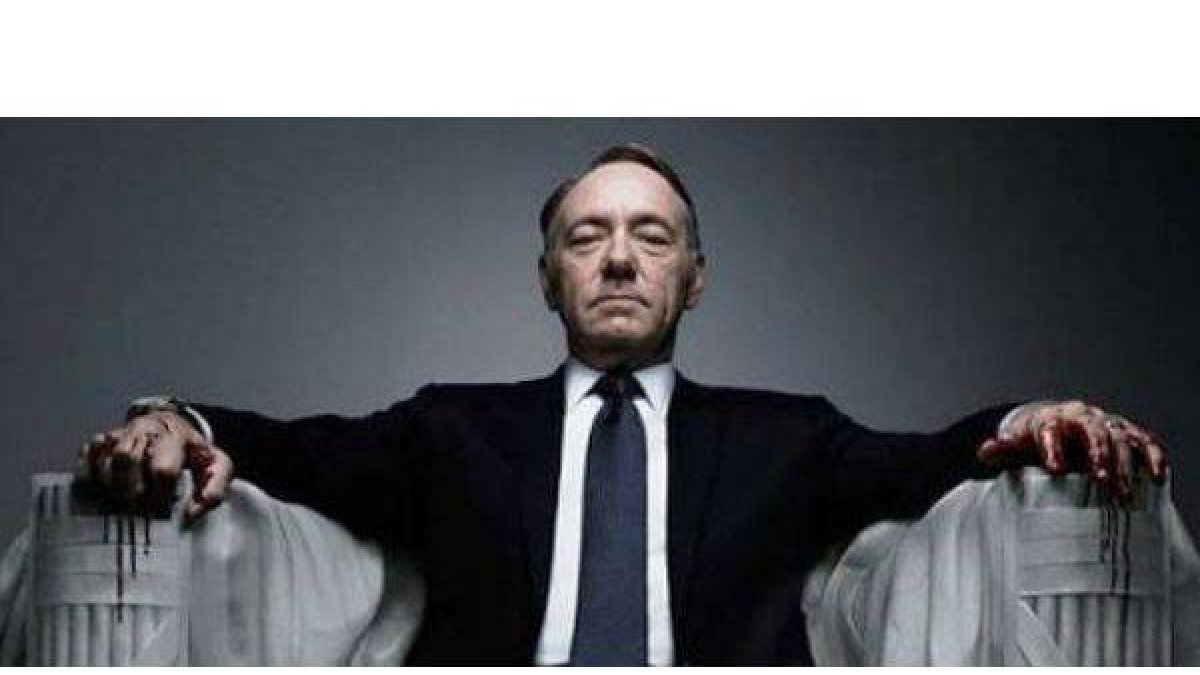 El ambicioso Frank Underwood, interpretado por un magistral Kevin Spacey.-