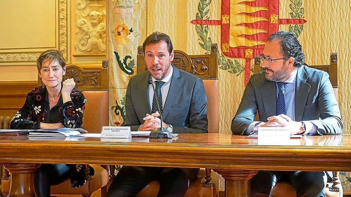 El alcalde de Valladolid, Óscar Puente, durante la presentación del congreso.-AYUNTAMIENTO DE VALLADOLID