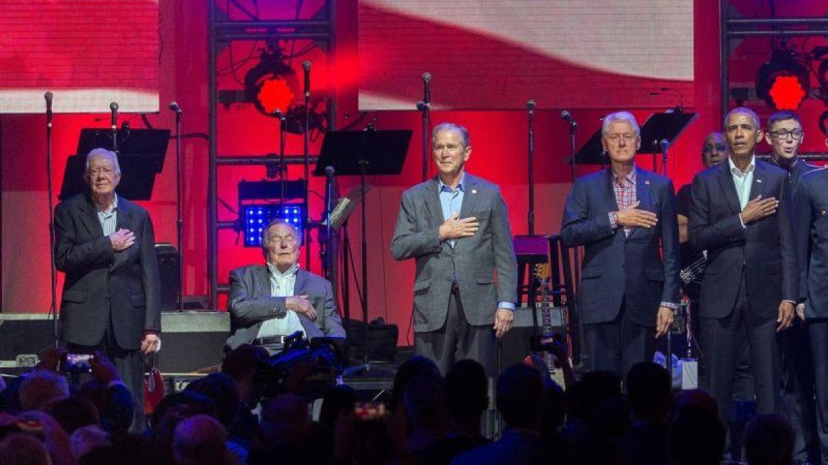 Jimmy Carter, George H W Bush, George W Bush, Bill Clinton y Barack Obama.-JIM CHAPIN (AFP)