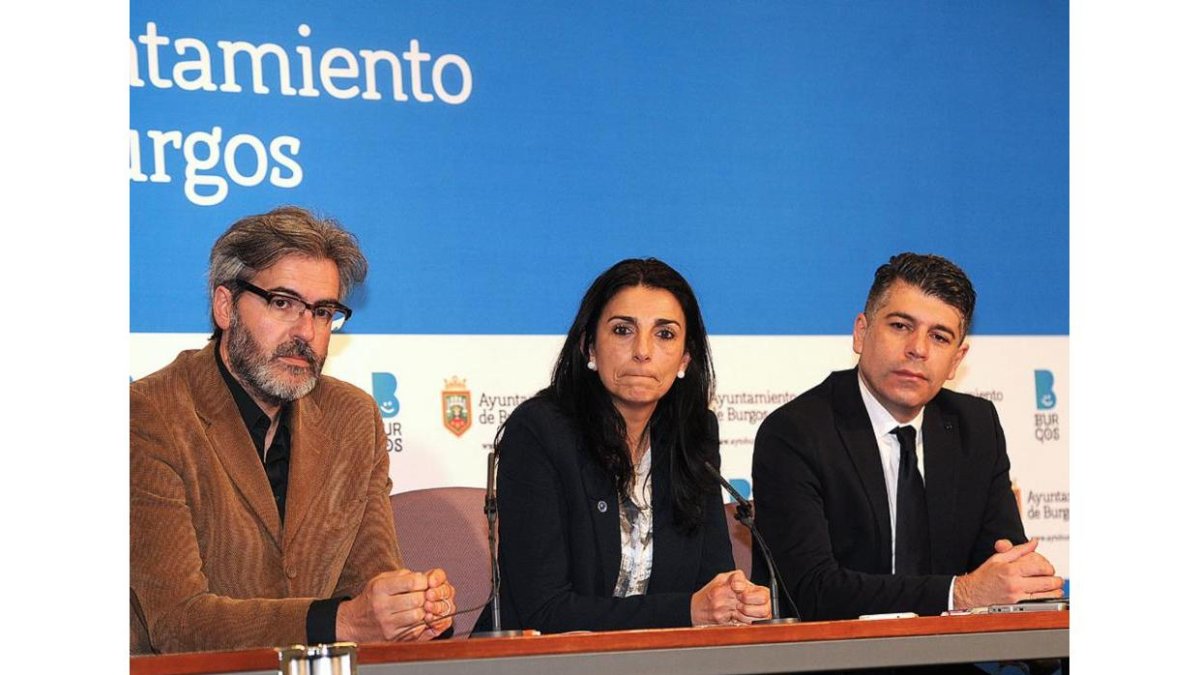 Los tres ediles de C’s, Jesús Ortego, Gloria Bañeres y Vicente Maraón.-I. L. M.