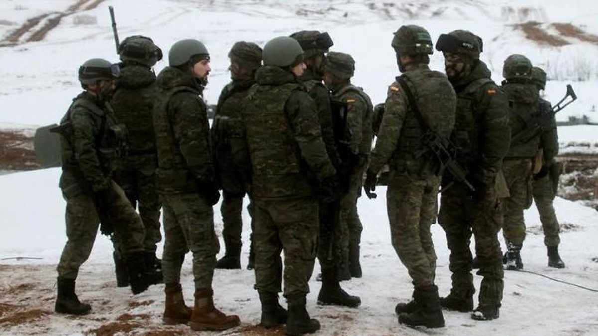 Soldados españoles en una misión internacional.-VALDA KALNINA