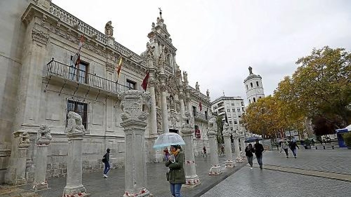 Fachada de la Facultad de Derecho, Universidad de Valladolid