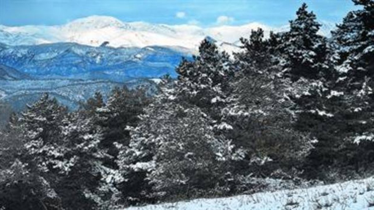 Una fotografía panorámica de las montañas del Pirineo.-Foto: JOSEP MARTÍNEZ