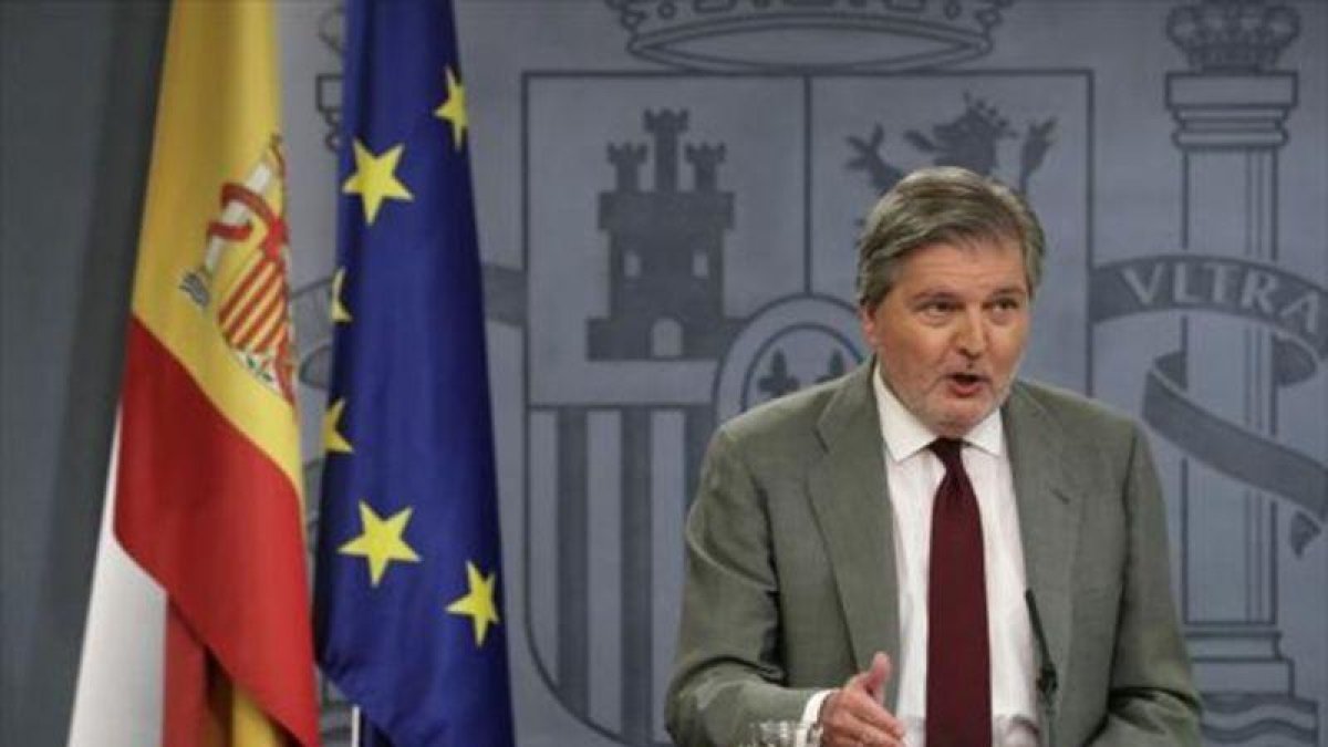 El ministro portavoz Íñigo Méndez de Vigo, tras el Consejo de Ministros.-EFE / ZIPI