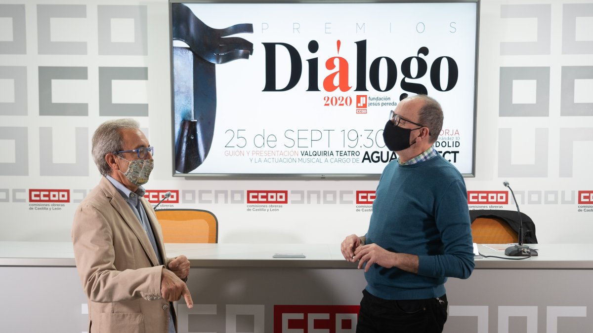 Presentación del formato de los Premios Diálogo de este año 2020 y a la persona premiada con el Galardón a la Trayectoria Individual de la Fundación Jesús Pereda de CCOO de Castilla y León. En la imagen (I a D), el premiado, Jesús Anta Roca, y el presidente de la Fundación Jesús Pereda y secretario de Cultura y Movimientos Sociales de CCOO Castilla y León, Ignacio Fernández Herrero (D). - ICAL