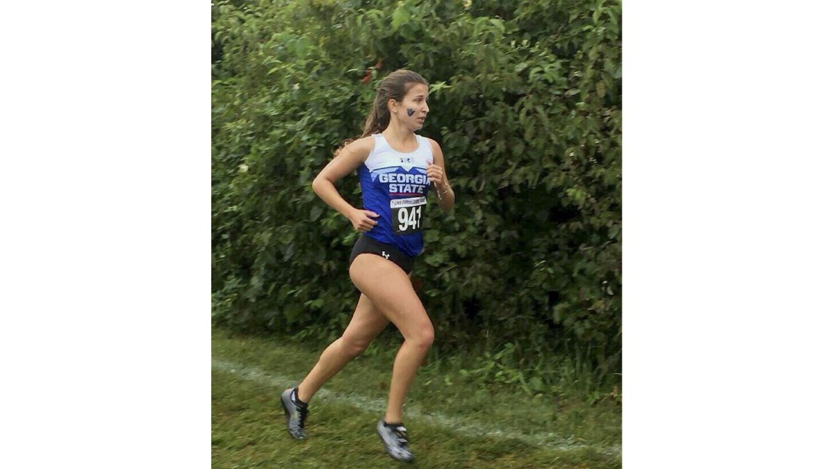 Ángela Alonso en plena competición de Cross con el equipo de la universidad de Georgia.-EL MUNDO
