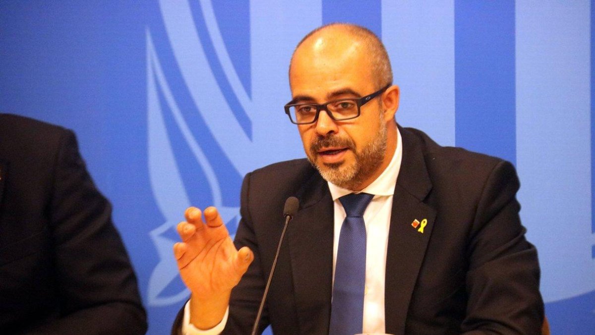 El conseller de Interior, Miquel Buch, en una imagen de archivo.-ACN