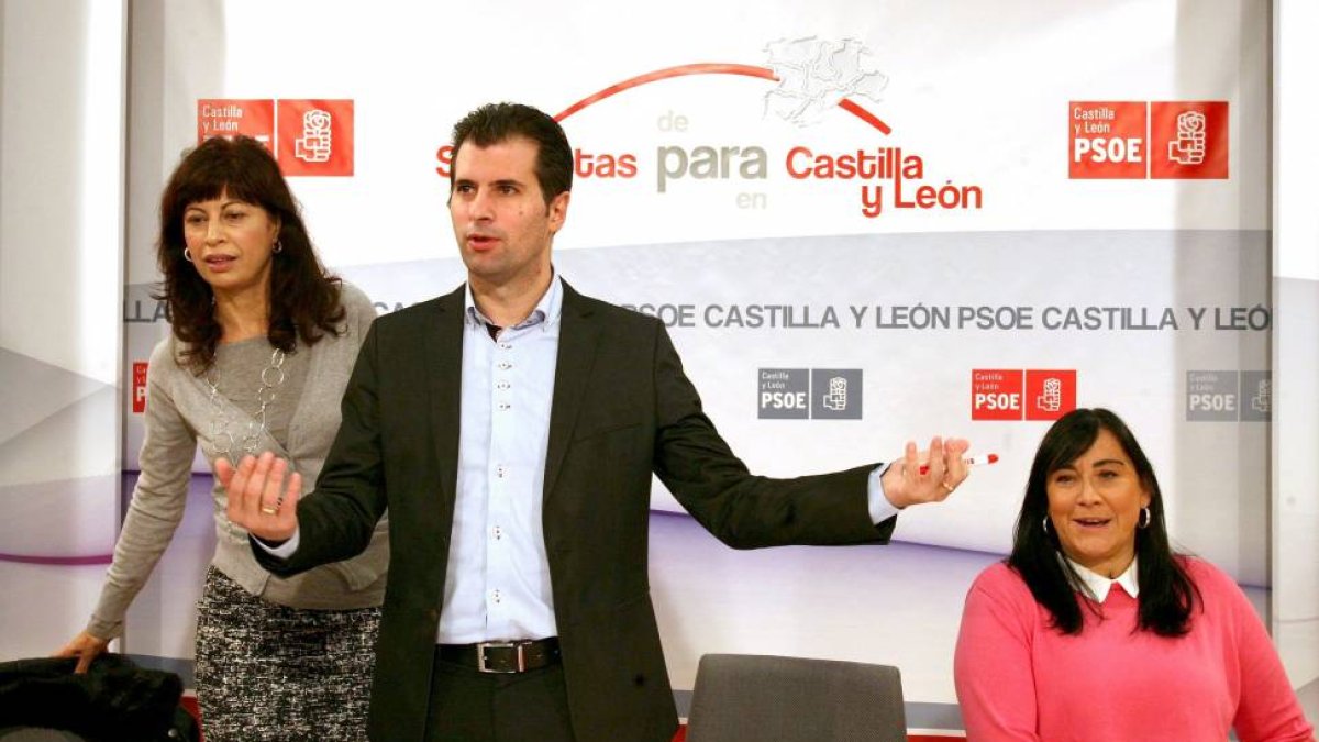 El secretario general del PSOE de Castilla y León, Luis Tudanca, preside la Permanente del PSCyL-Ical