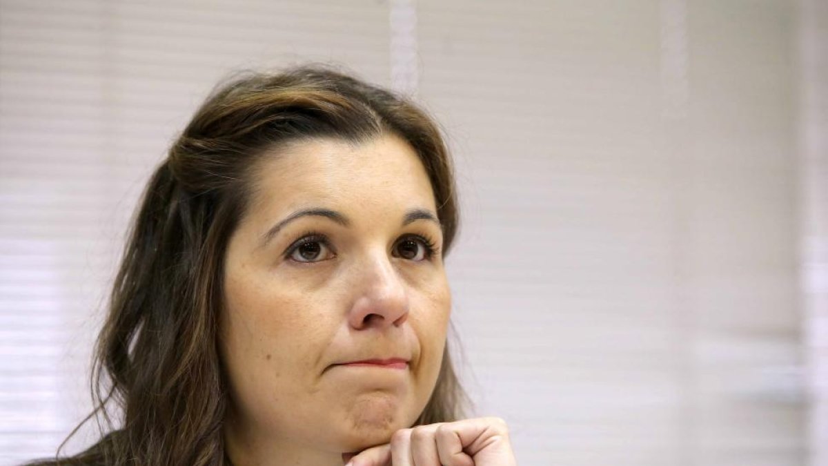 La presidenta de ATA Castilla y León, Soraya Mayo, presenta el barómetro ‘Situación autónomos’.-Ical