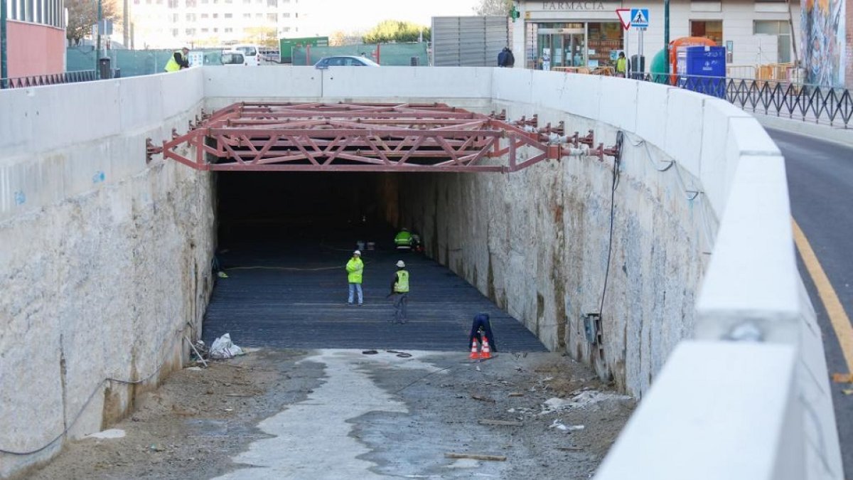 Estado actual de la obras en el túnel de Andrómeda.- J. M. LOSTAU