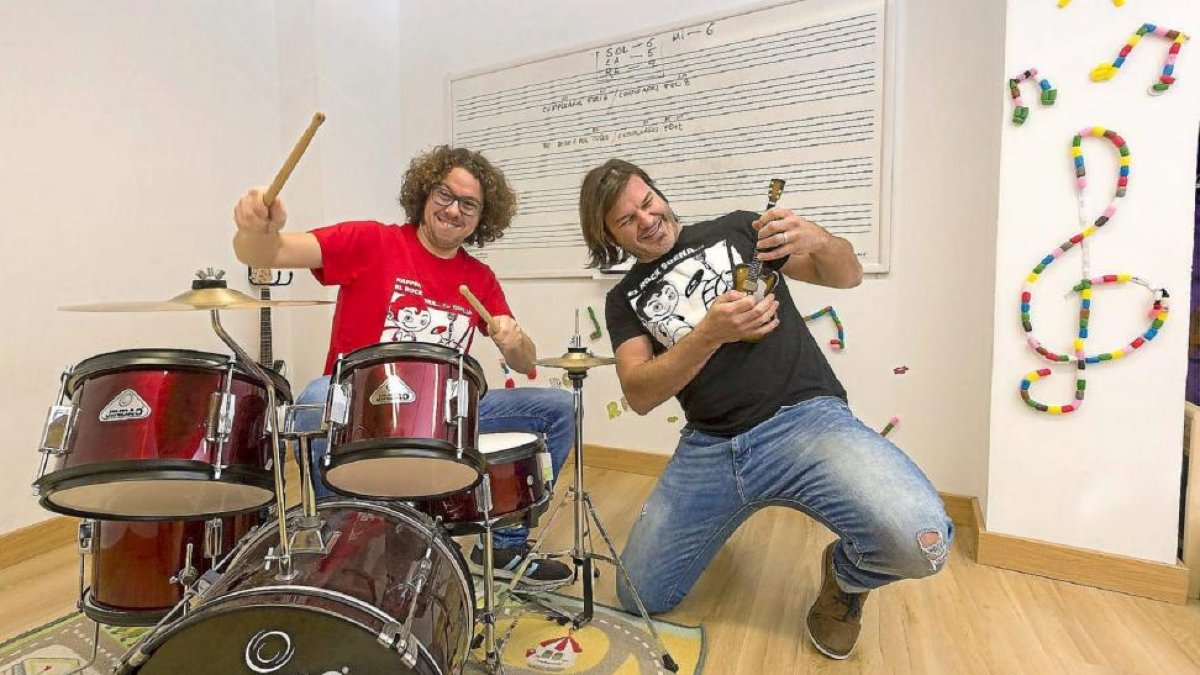 EL 12-D, SERÁ SU ‘GRAN MAÑANA’. El 12 de diciembre pondrán punto final a su gira ‘El Rock suena... en Familia’. Lo harán en el Teatro Zorrilla en doble sesión (12.00  y 17.30). Además colaboran con la campaña #dalesvoz de la Asociación Phelan McDermind, q-Pablo Requejo