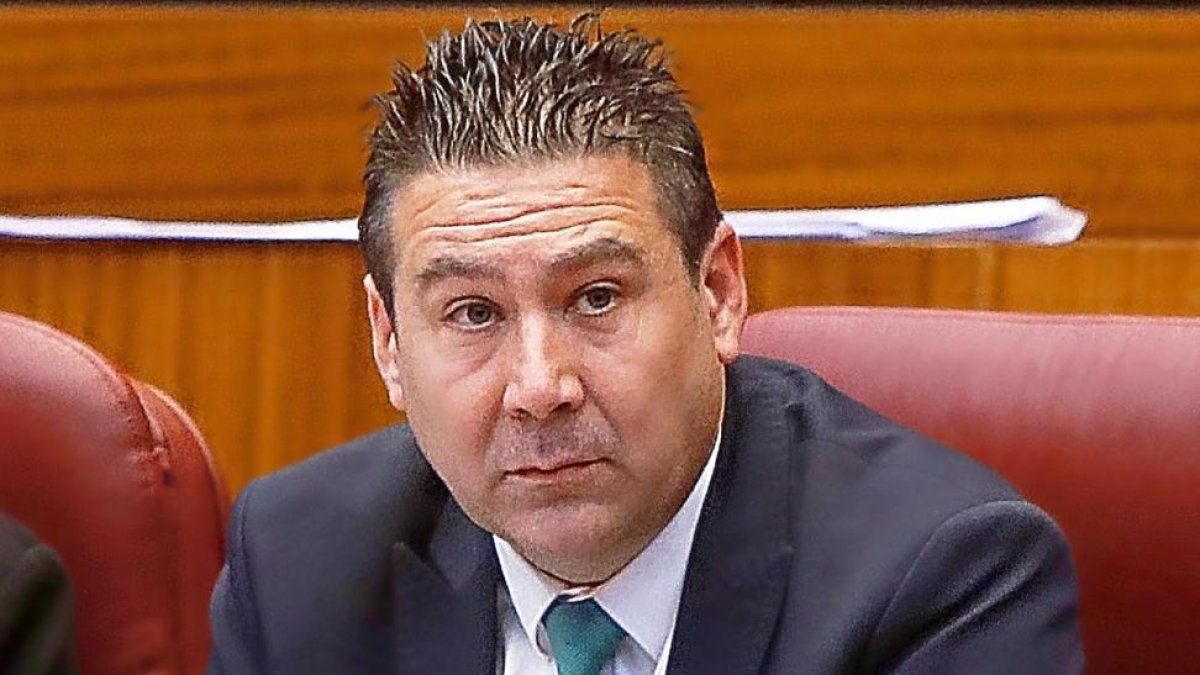 El procurador de UPL en las Cortes de Castilla y León, Luis Mariano Santos.-J.M. LOSTAU