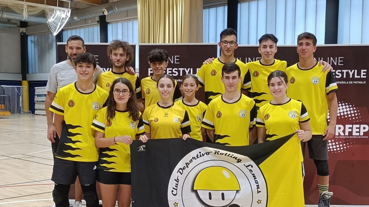 Equipo Roller Cross de los rolling Lemons. / EL MUNDO