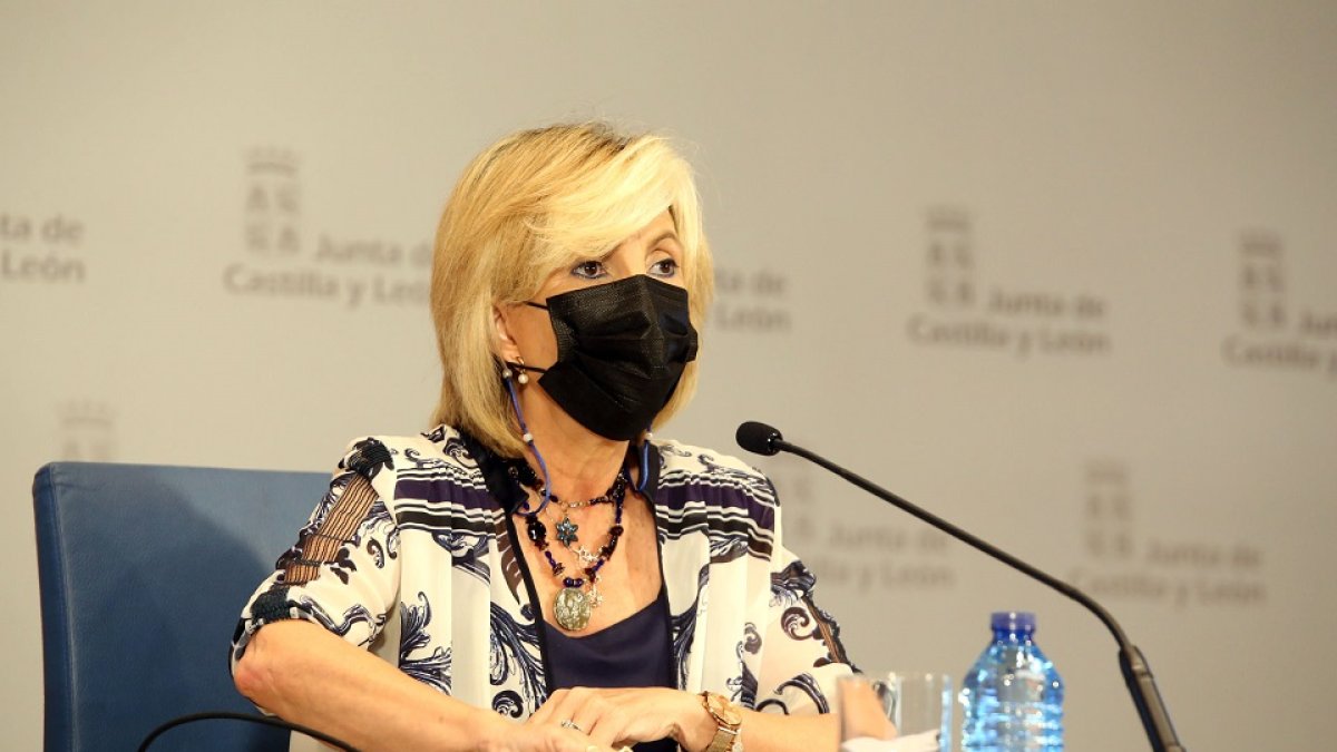 La consejera Verónica Casado en la comparecencia de esta mañana. - ICAL