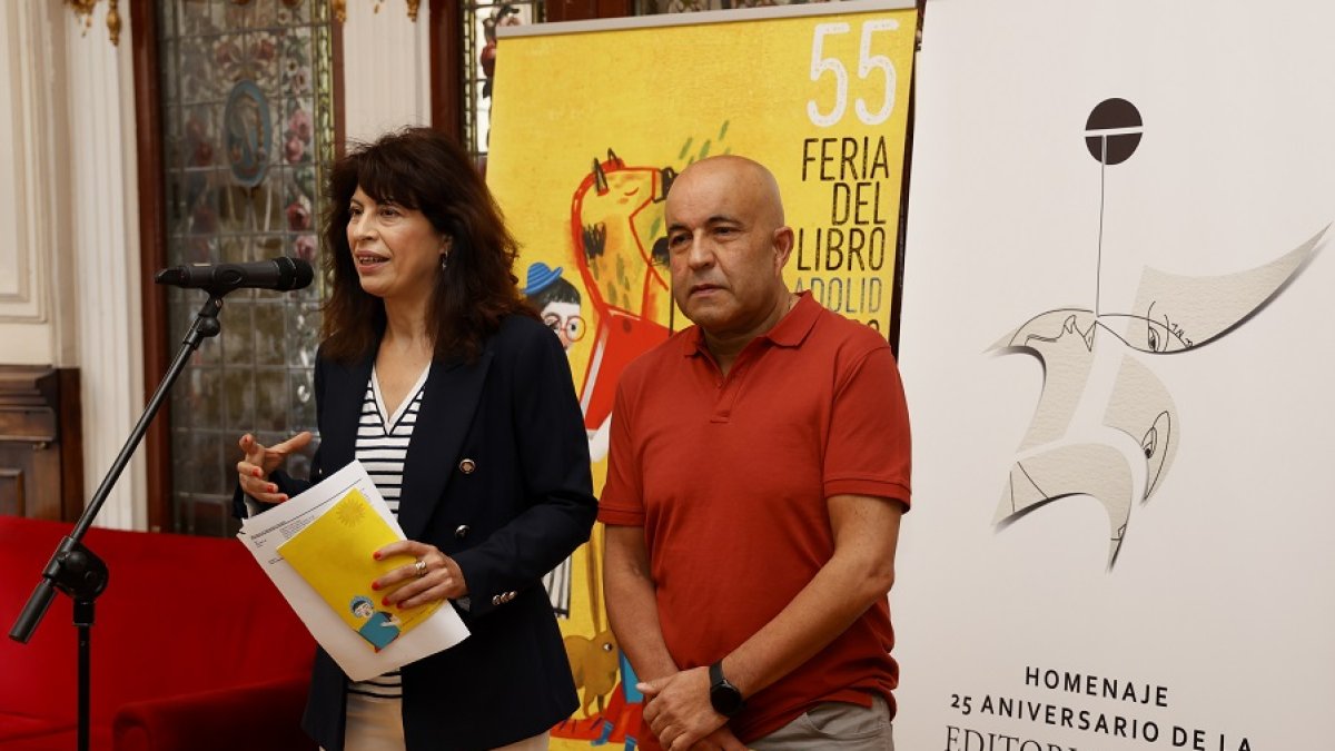 Ana Redondo y Miguel Ángel Hernández, hoy, en el Círculo de Recreo