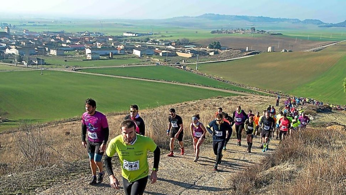Vista panorámica de La Paramada de Geria, que congregó a más de 900 participantes.-EL MUNDO