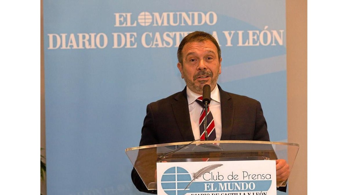 Miguel Rego, durante la inauguración de El Club de Prensa.-Pablo Requejo