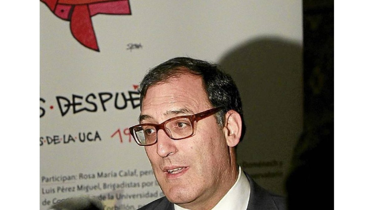 El juez Eloy Velasco ante los medios-J.M.Lostau