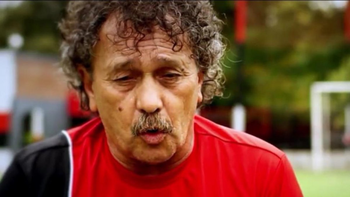 El primer entrenador de Messi, Ernesto Vecchio, ha fallecido en Rosario.-